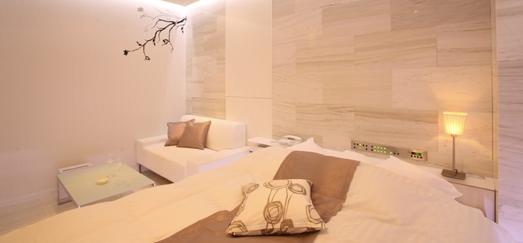 HOTEL ripples